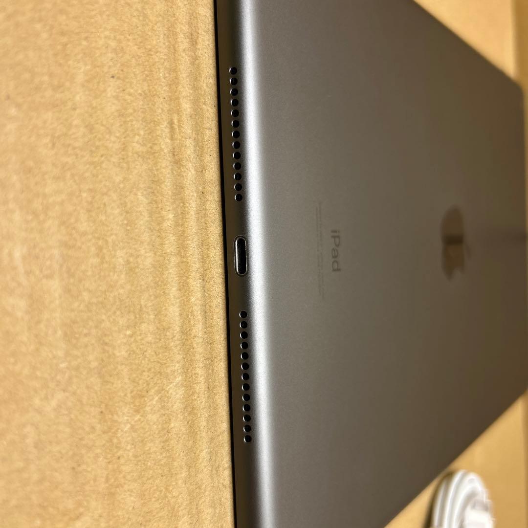 Apple iPad (第９世代) Wi-Fi 256GB