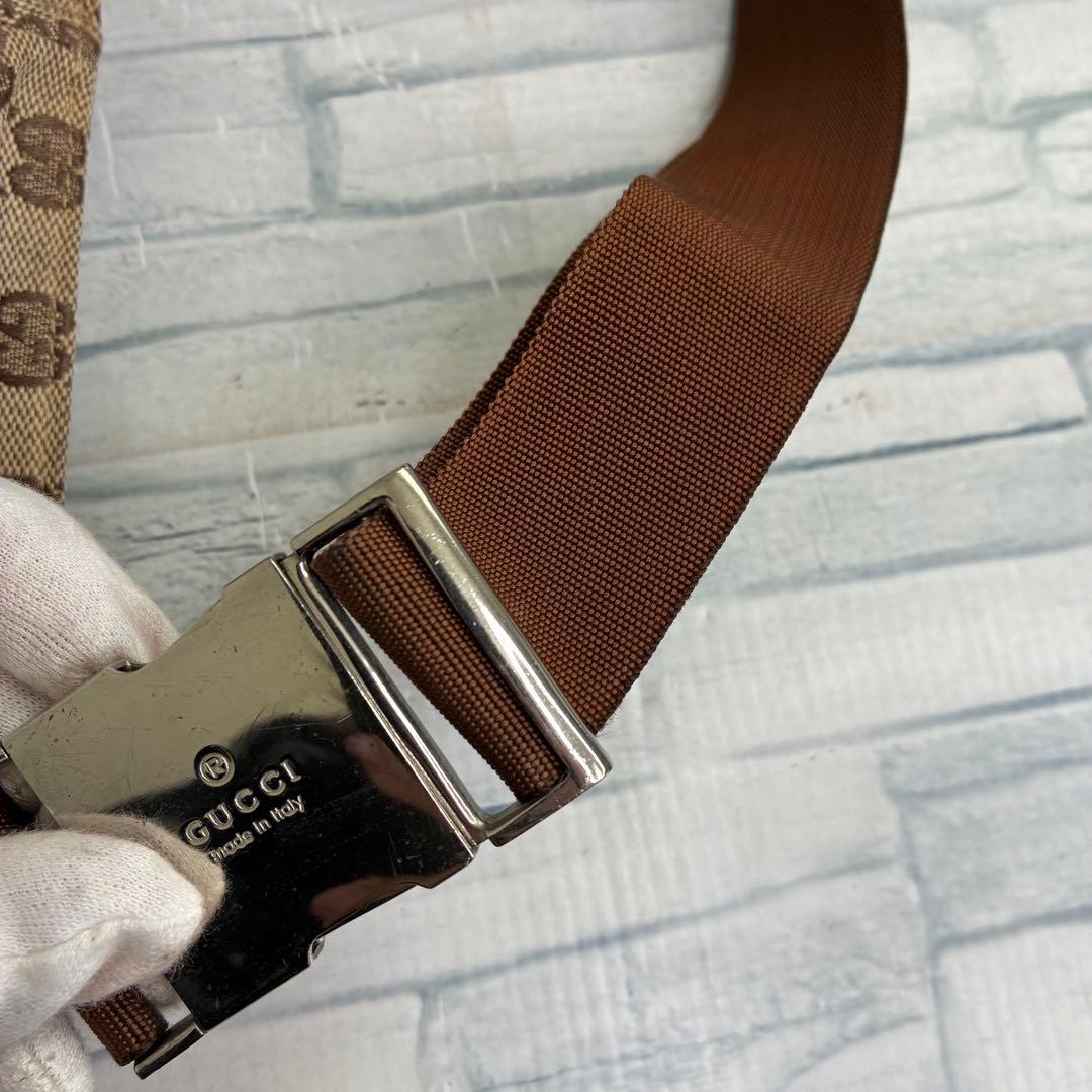 極美品　120 GUCCI グッチ　ボディバッグ　GG柄 kpg8