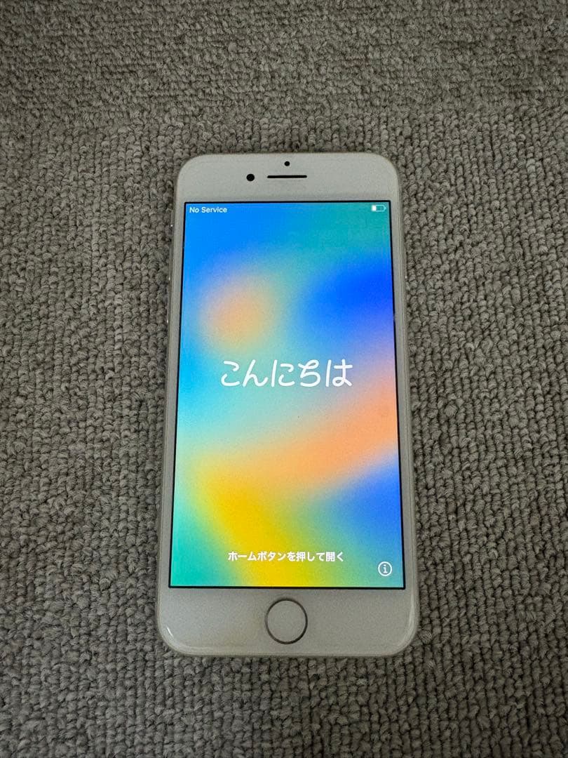 iPhone 8 64GB シルバー SIMフリー 初期化済み 美品