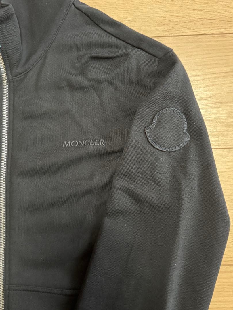 【美品！！】MONCLER ブラック　ジップアップジャケット
