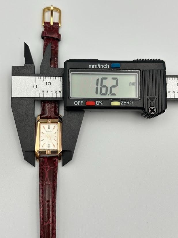 セイコー ルキア ダイヤ6P 1F20-0BX0 レディース腕時計 ゴールド