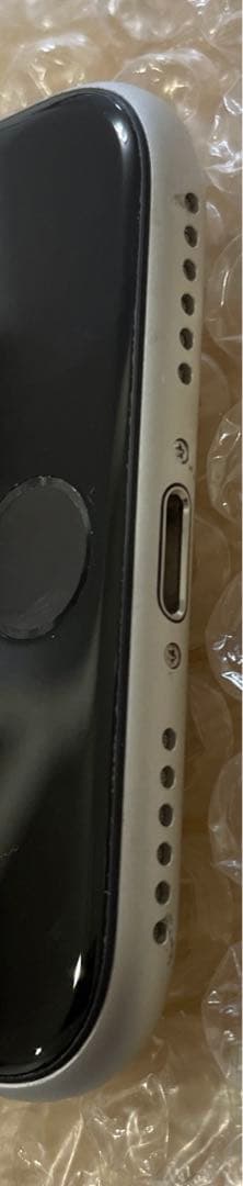 iPhone SE第2世代 64GB 本体のみ