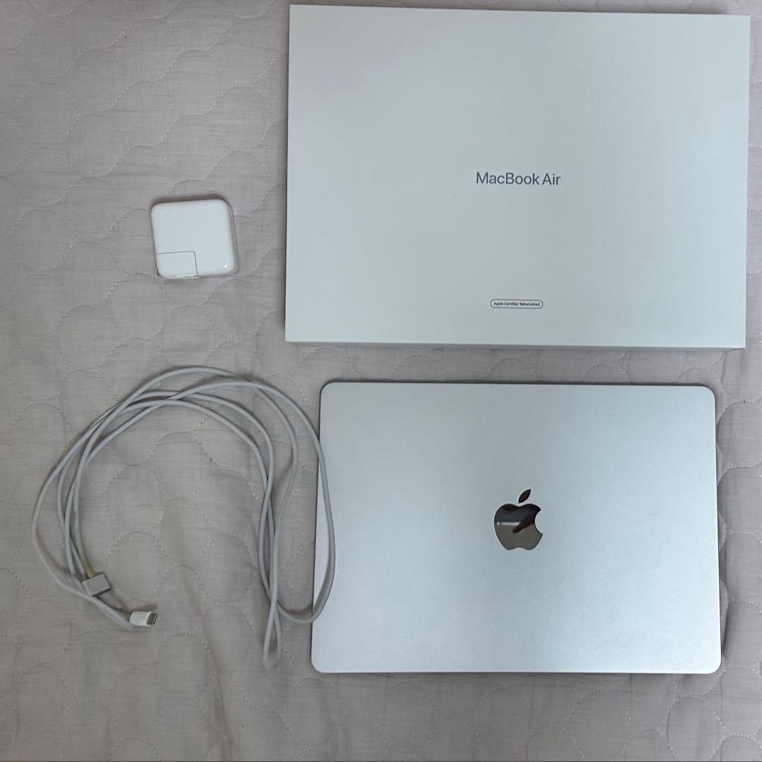 MacBook Air 13インチ　シルバー