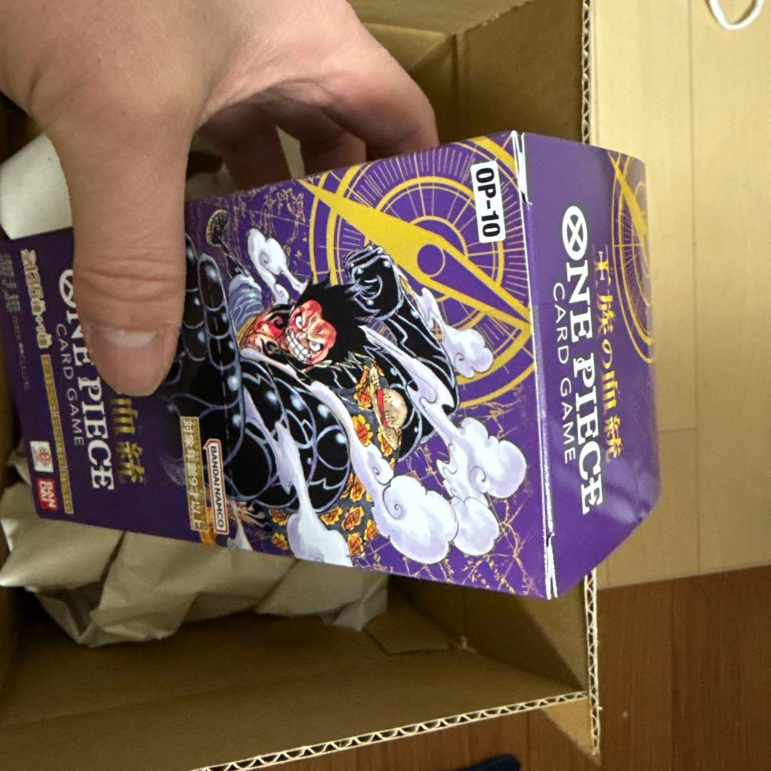 ONE PIECE カード 王族の血統 box 未開封