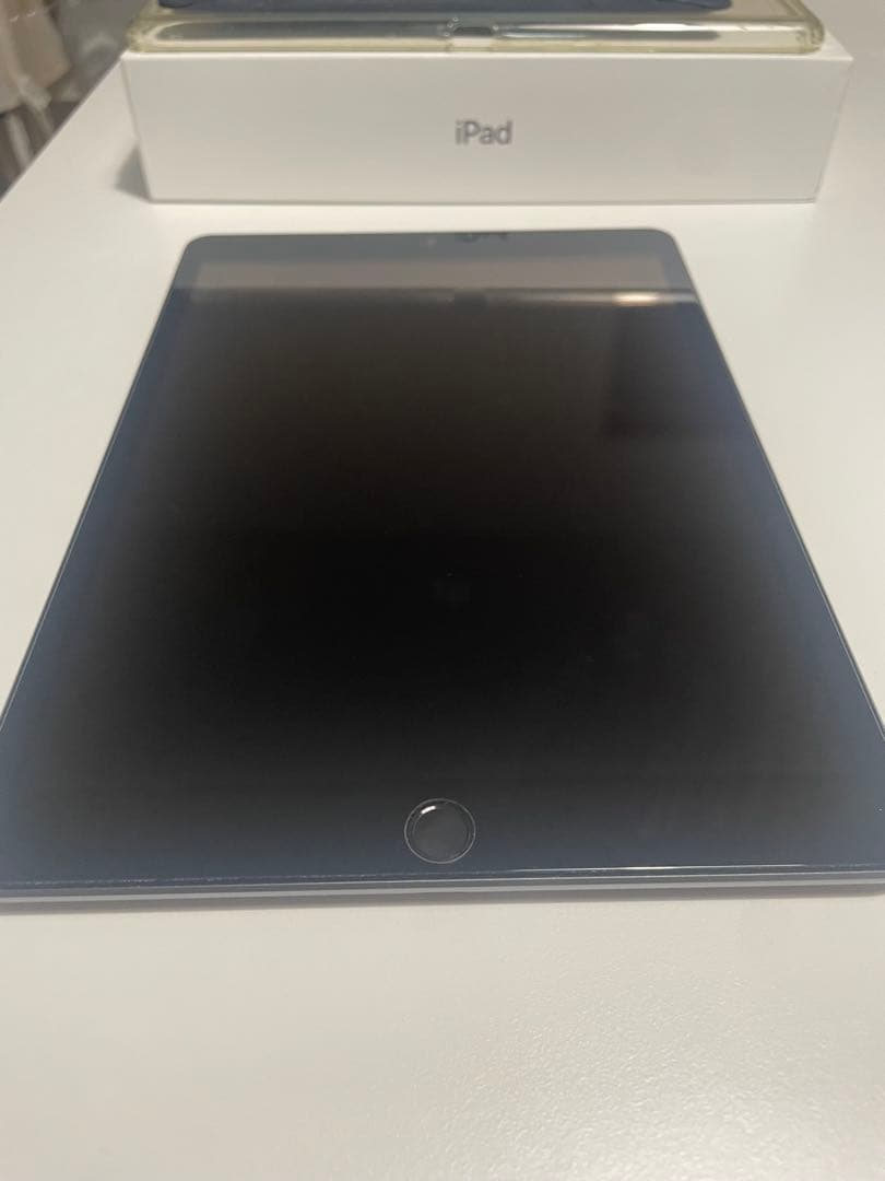 【超美品】iPad第8世代　128GB スペースグレー moft カバーセット