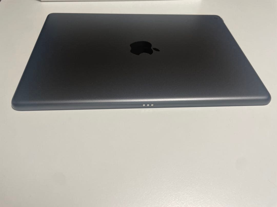 【超美品】iPad第8世代　128GB スペースグレー moft カバーセット