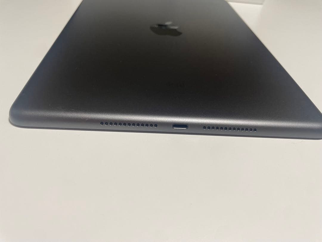 【超美品】iPad第8世代　128GB スペースグレー moft カバーセット