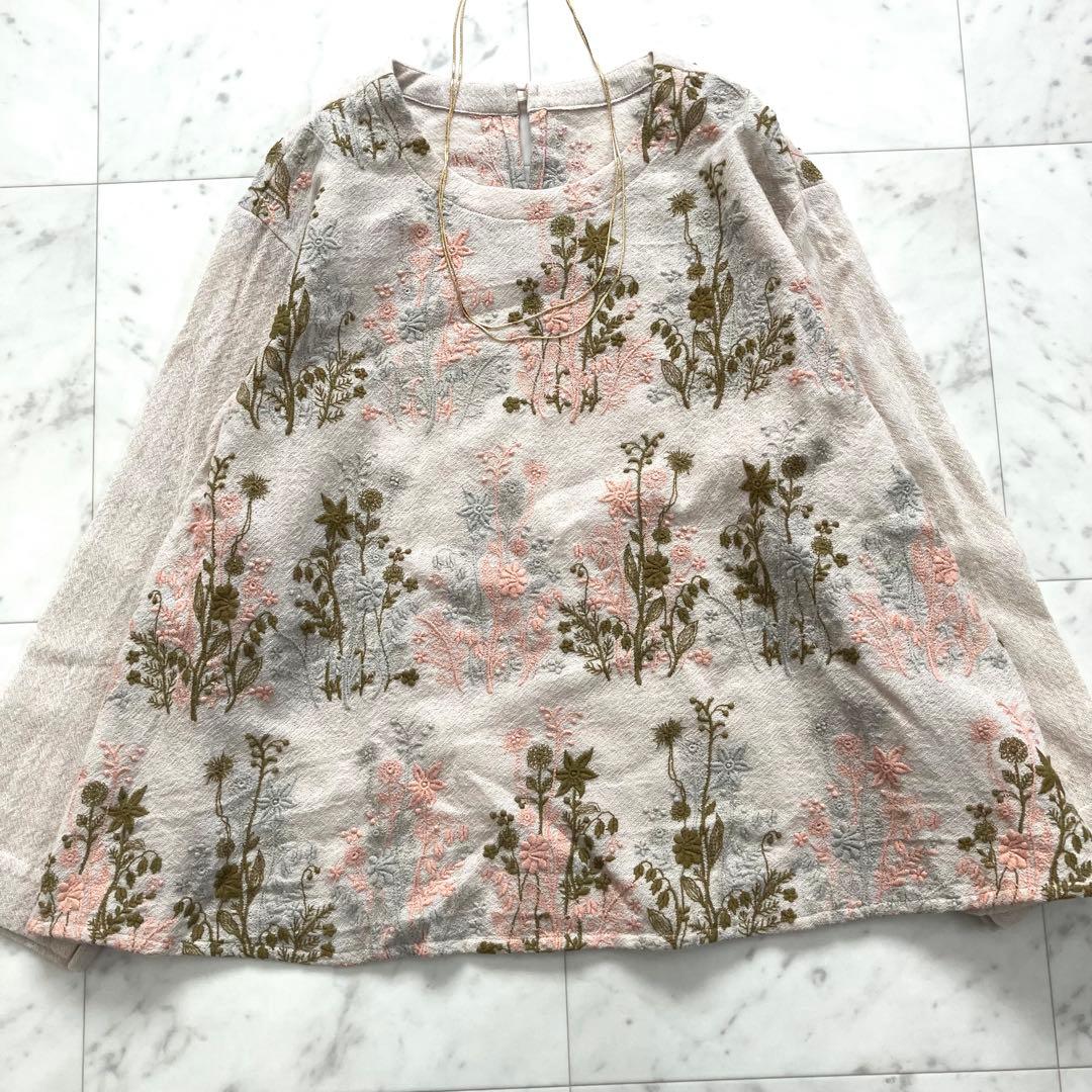 美品 コットンハウスアヤ トップス 花柄 刺繍 ウール100% アリスガーデンM
