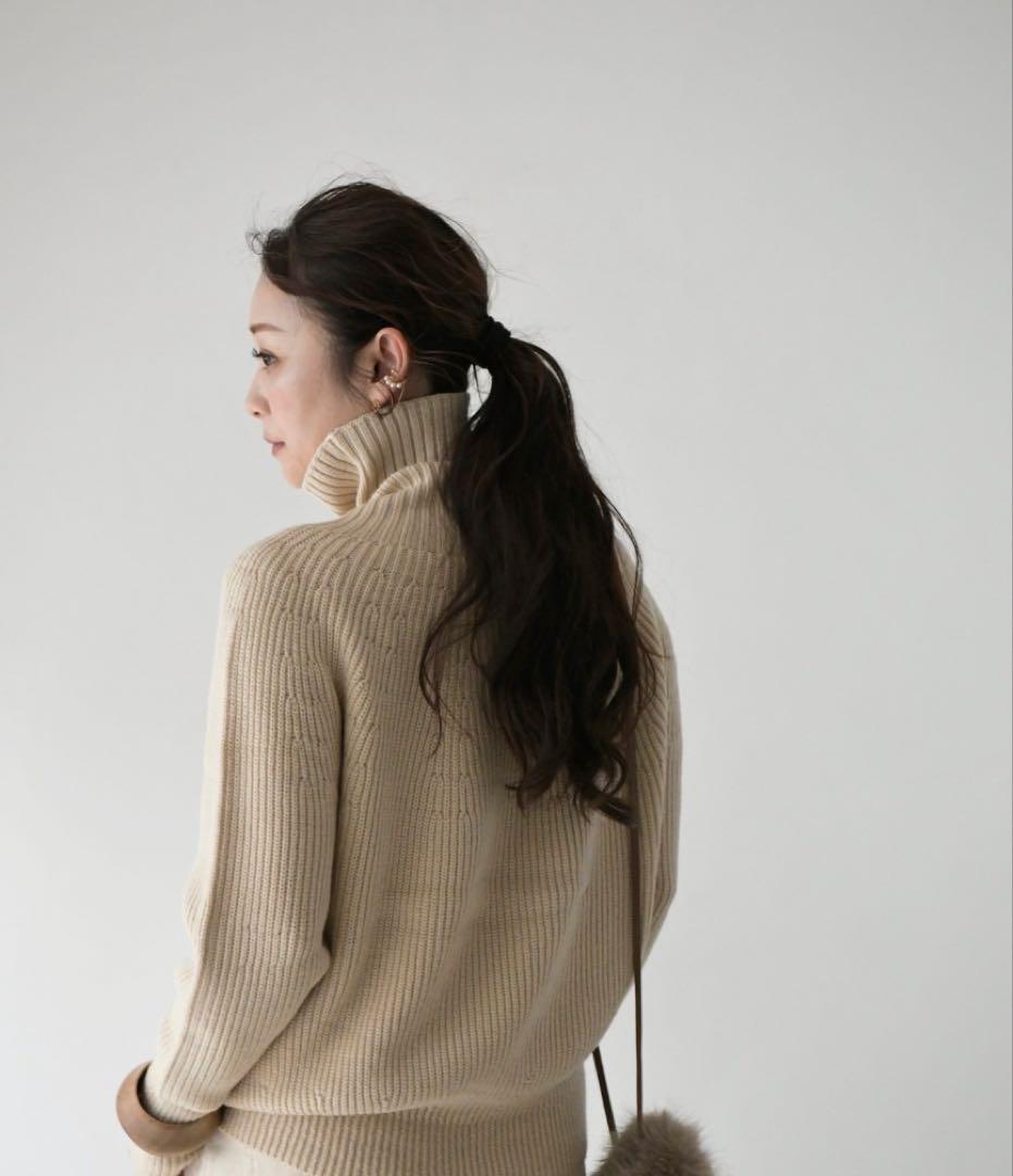 HOG O WaR ハグオーワー／ホールガーメント求心タートルネックセーター黒