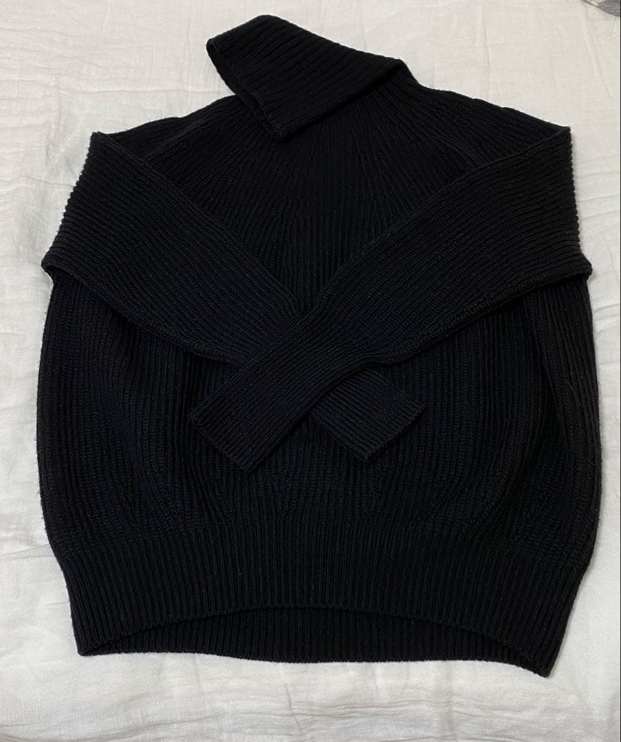 HOG O WaR ハグオーワー／ホールガーメント求心タートルネックセーター黒
