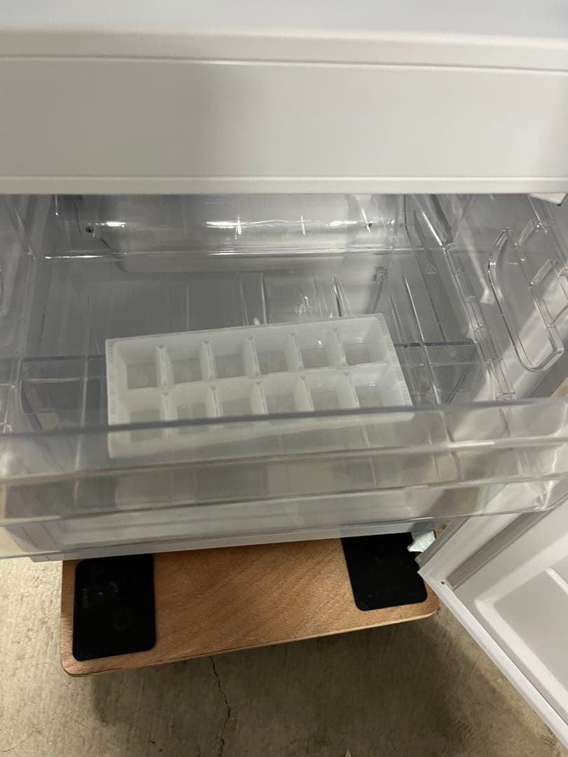 冷蔵庫 2ドア 140L 2023年 ニトリ NTR-140WH識別番号T