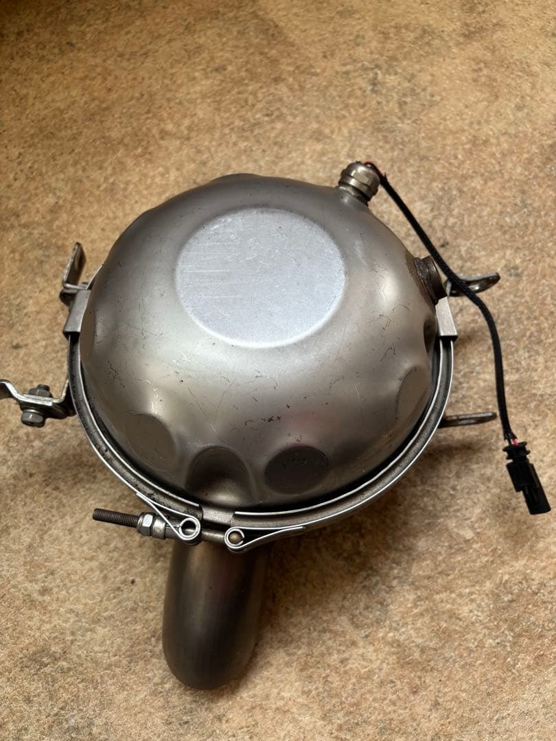 コードファントムEX マフラースピーカー