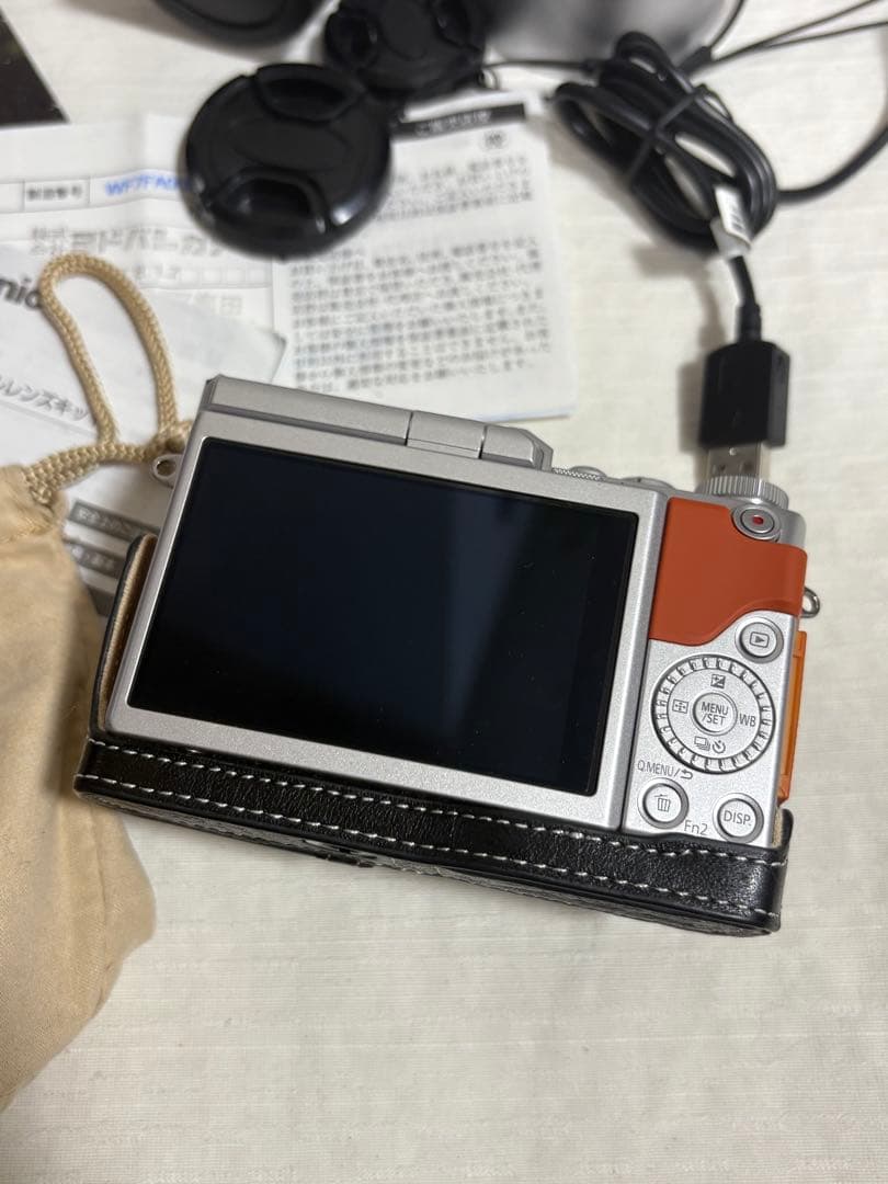 Panasonic LUMIX G DC-GF9W ミラーレス 4k