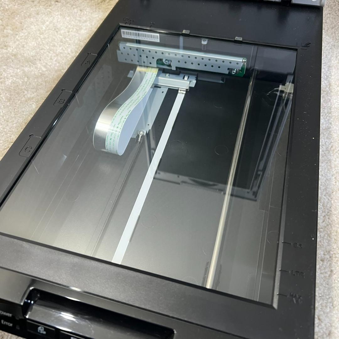 【動作未確認】EPSON GT-X820 高画質スキャナー 本体のみ 部品取り