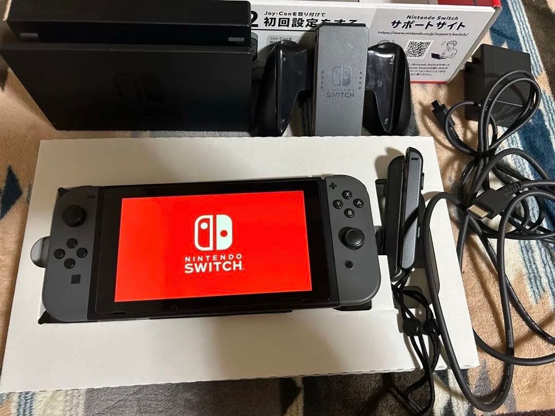 Nintendo Switch 本体 グレー プロコン２個　ヘッドセット付き