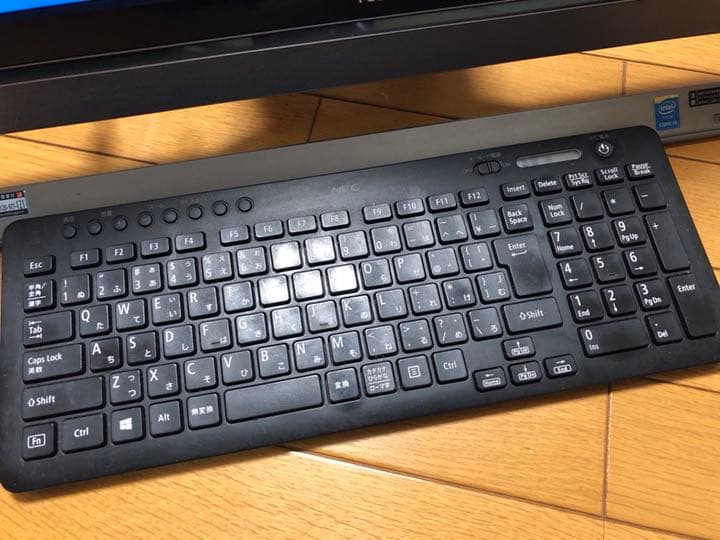 NECのパソコン キーボード マウス