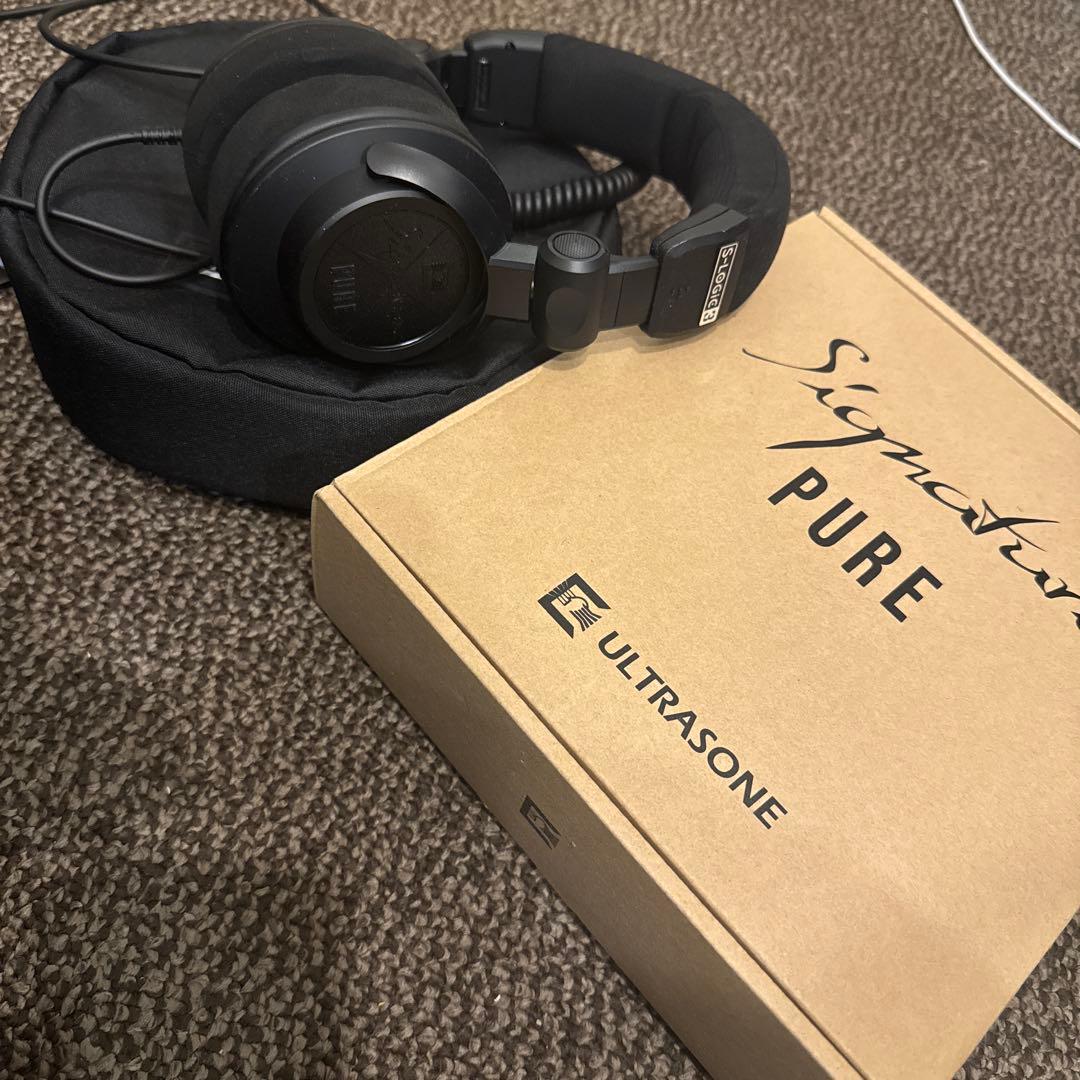 ULTRASONE Signature Pure ブラック