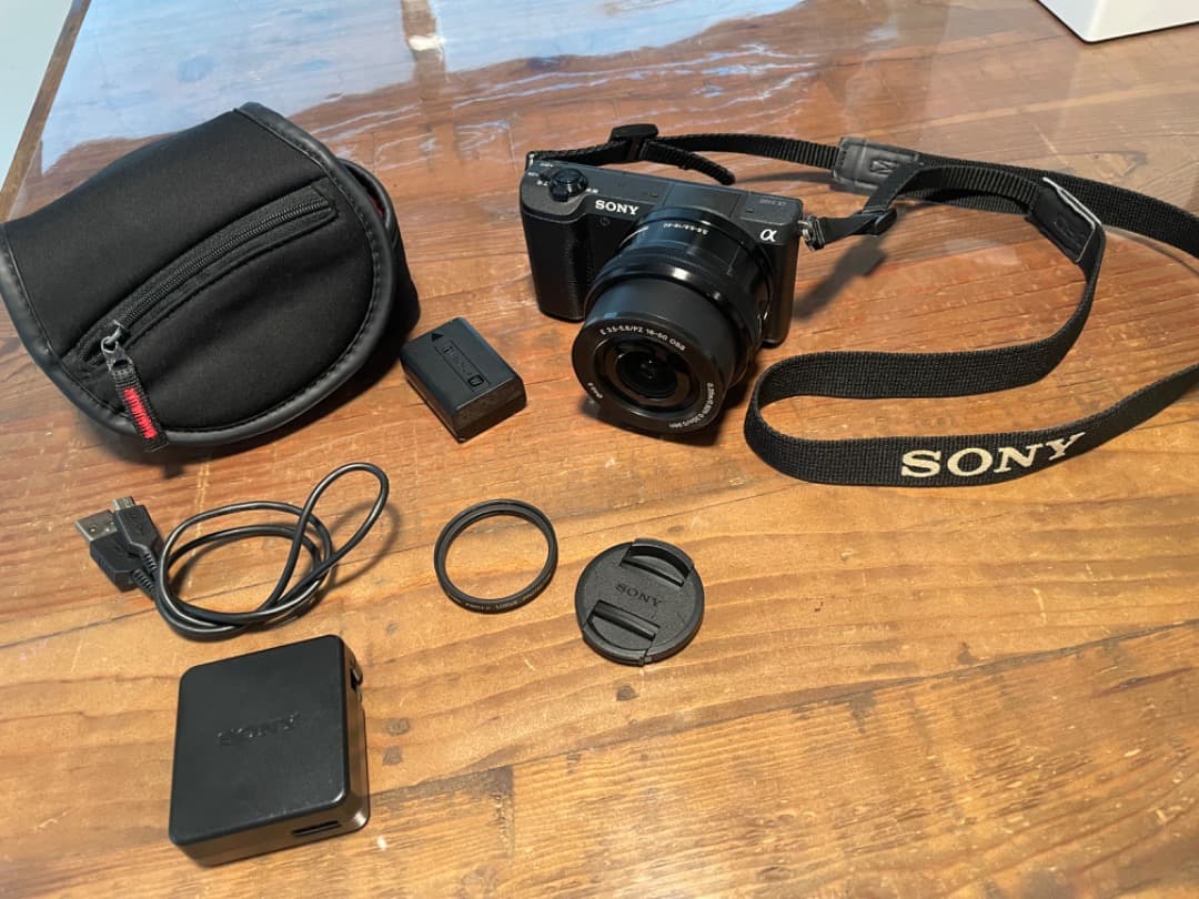 SONY α5100 ミラーレスカメラ 16-50mmレンズ付き