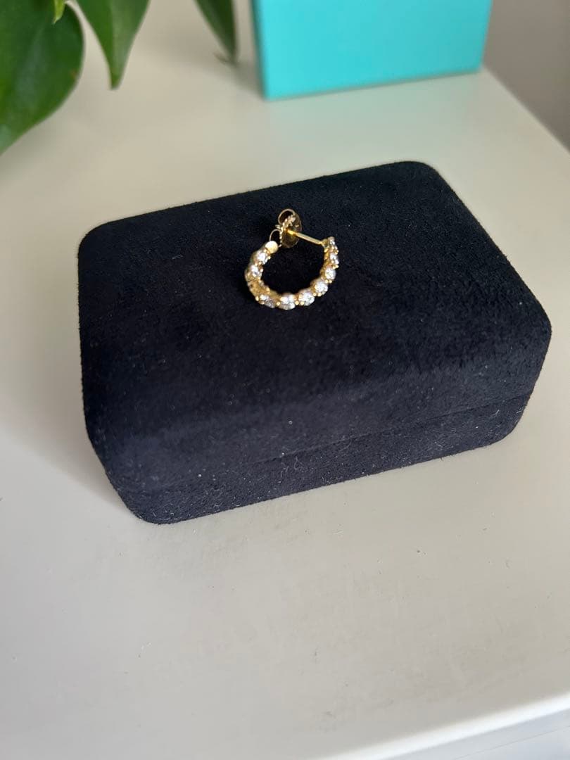 TIFFANY&COティファニー インサイドアウトフープピアス 片耳