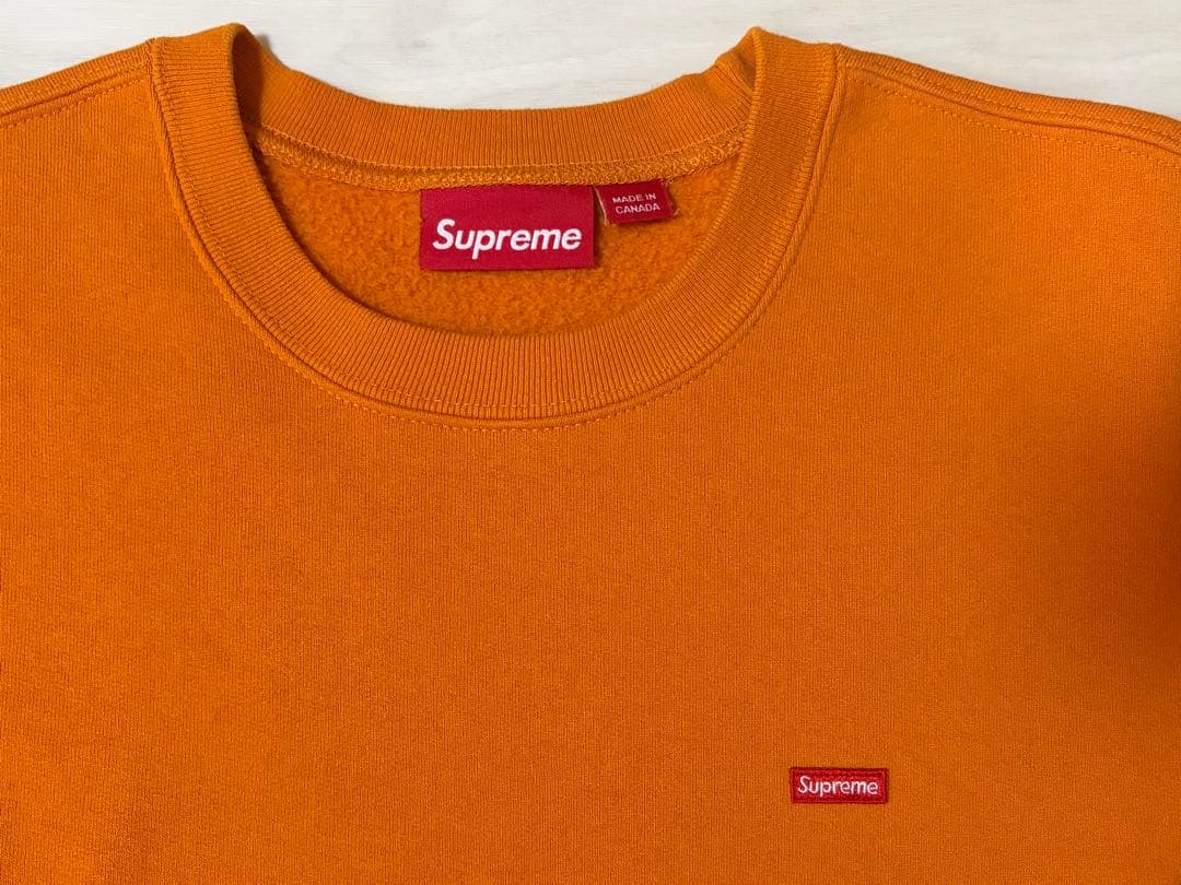 【土日限定価格】美品Supreme small box crewneck