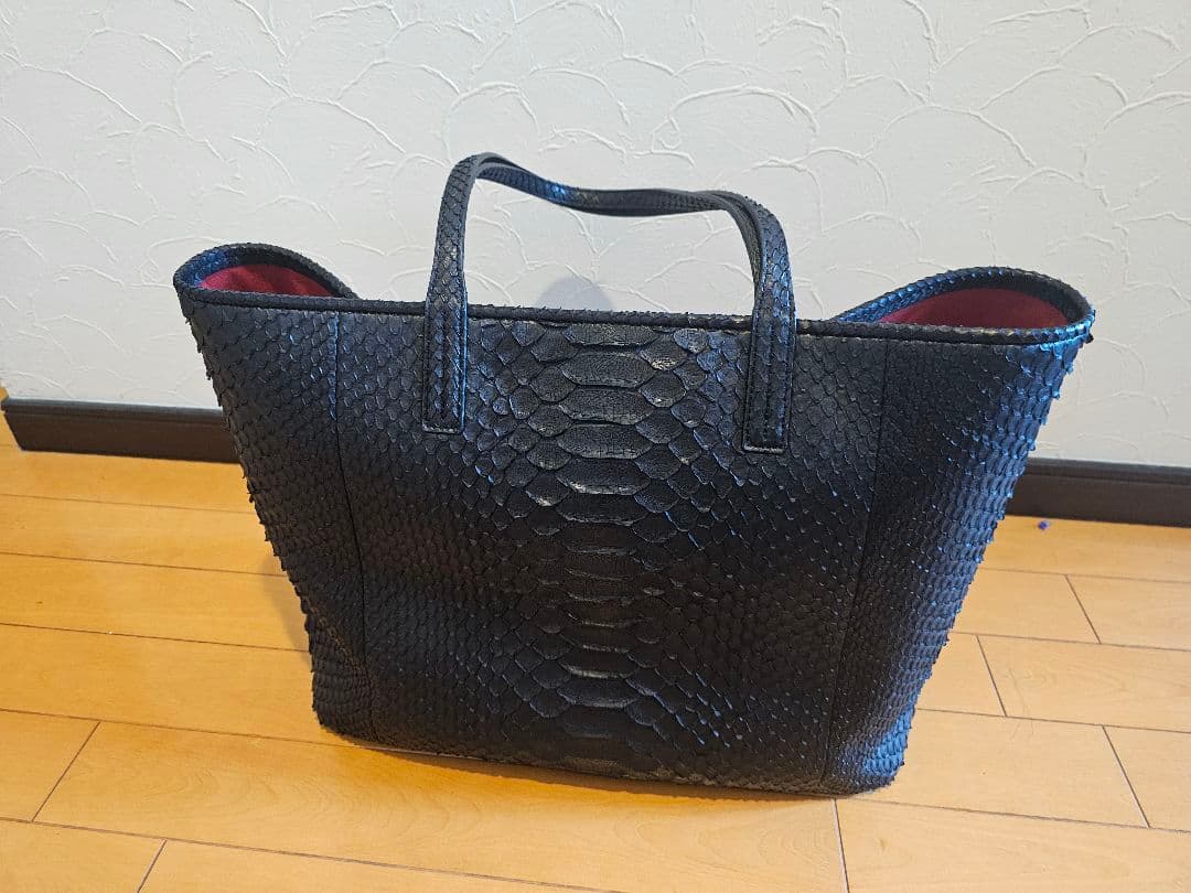 [池田工芸」幻の超巨大ダイヤモンドバイソンで仕立てるビッグパイソン トートバック