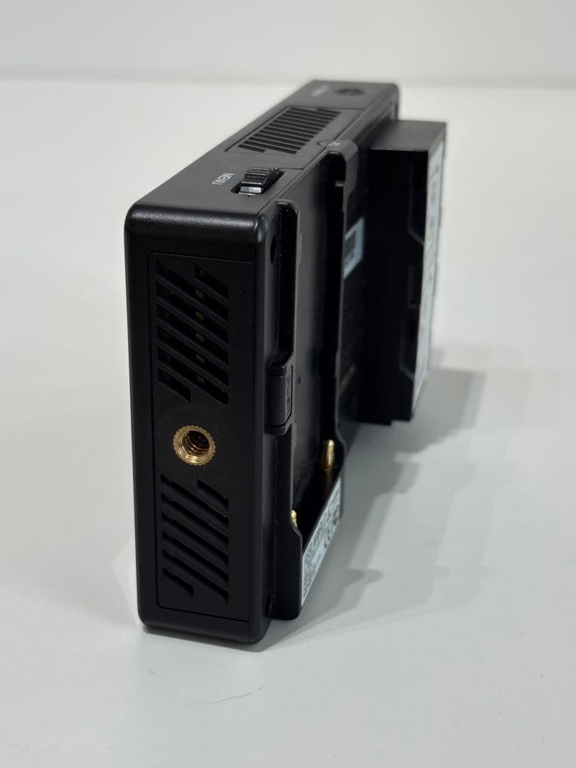 Feelworld LUT5 タッチスクリーン　モニター　3000nit