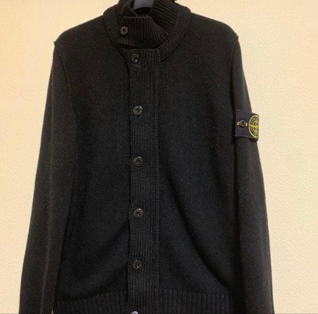 ストーンアイランドスタンドカラーニット