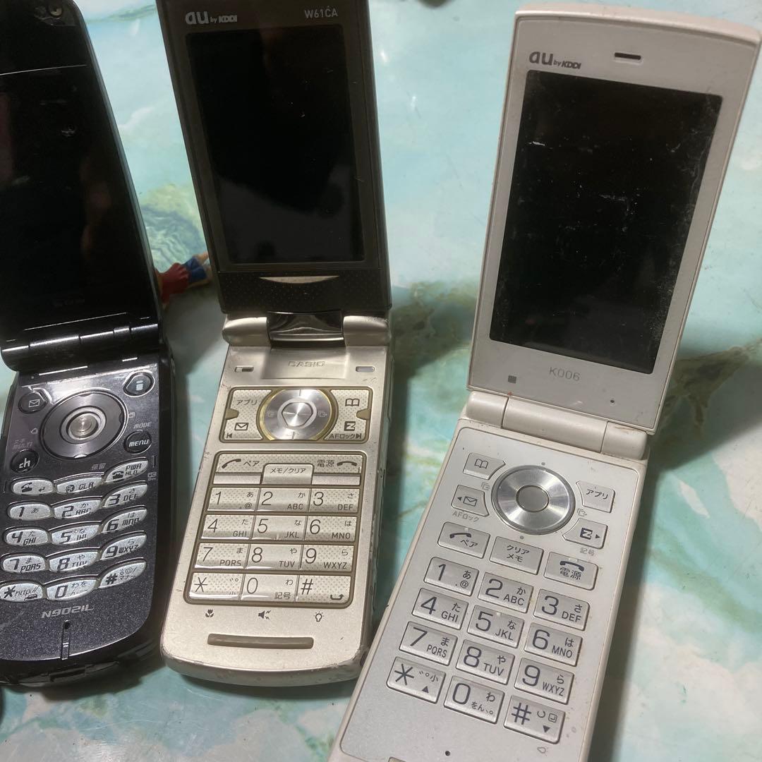 au 折りたたみ携帯電話 4台セット