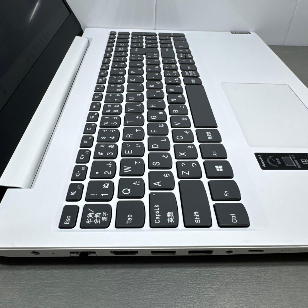 【高性能】レノボブリザードホワイト☘11世代i5☘NVMe256+1TB