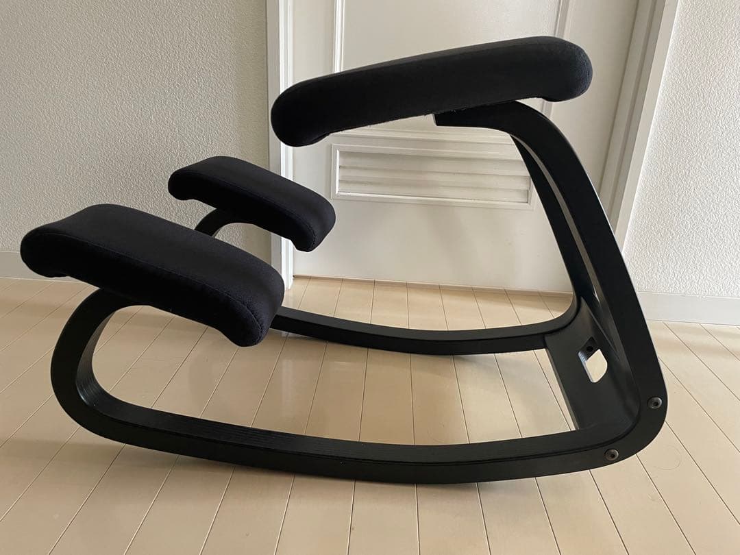 ヴァリエール VARIER バリアブル バランスチェア ブラック