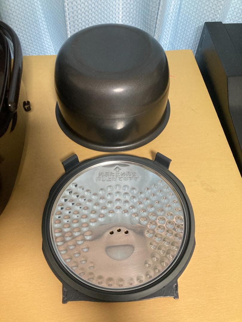 ★★2018 年製 Zojirushi NP-VZ10 炊飯器 5.5合★001