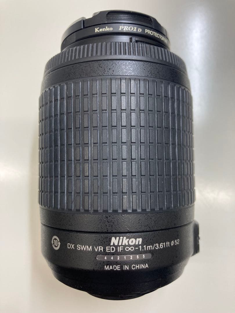 【Nikon】ニコン D3300 ダブルズームキット 赤 デジタル一眼レフカメラ