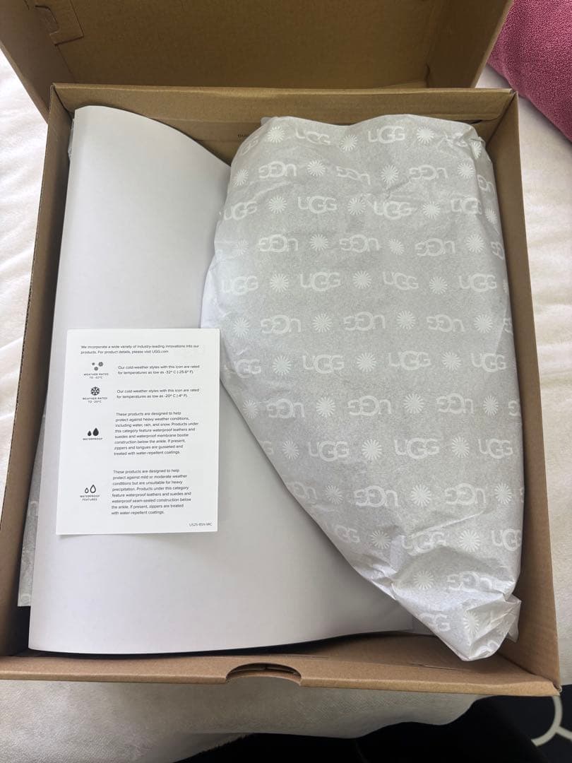 新品未使用UGGクラシックウルトラミニ プラットフォーム チェスナット 24cm