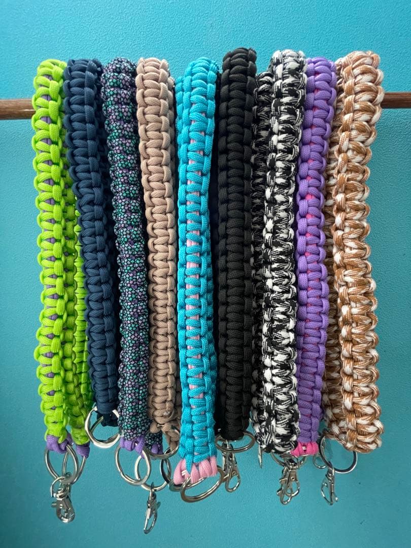 ハンドメイド　パラコード　スマホストラップ