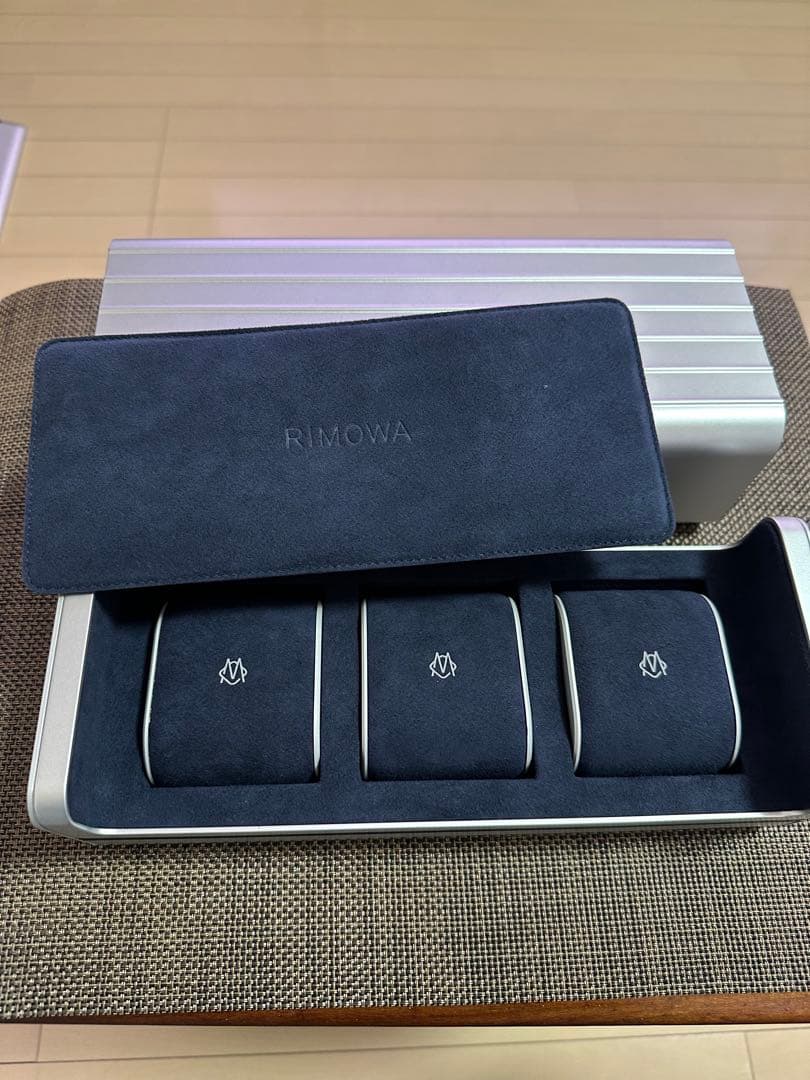 リモワ　Rimowa 時計ケース　ウォッチケース　ロレックス　パテックリシャール