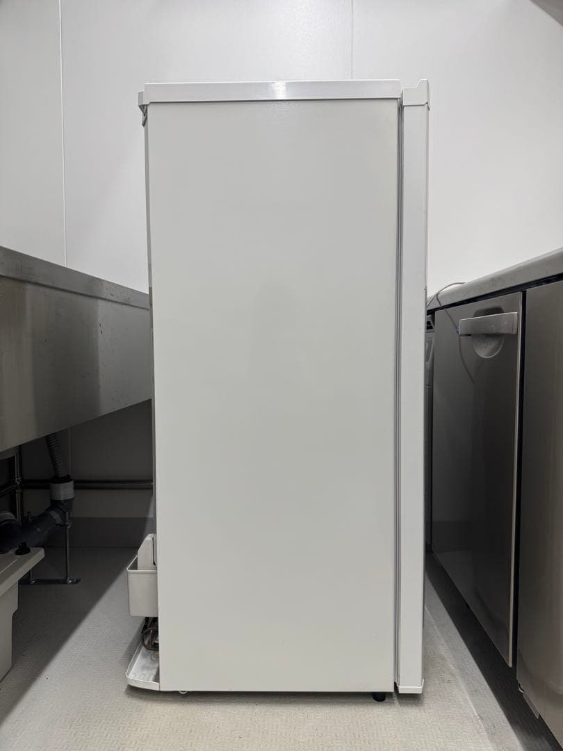 【送料込み】三菱ノンフロン冷凍庫 121L MF-U12N-W 2010年製