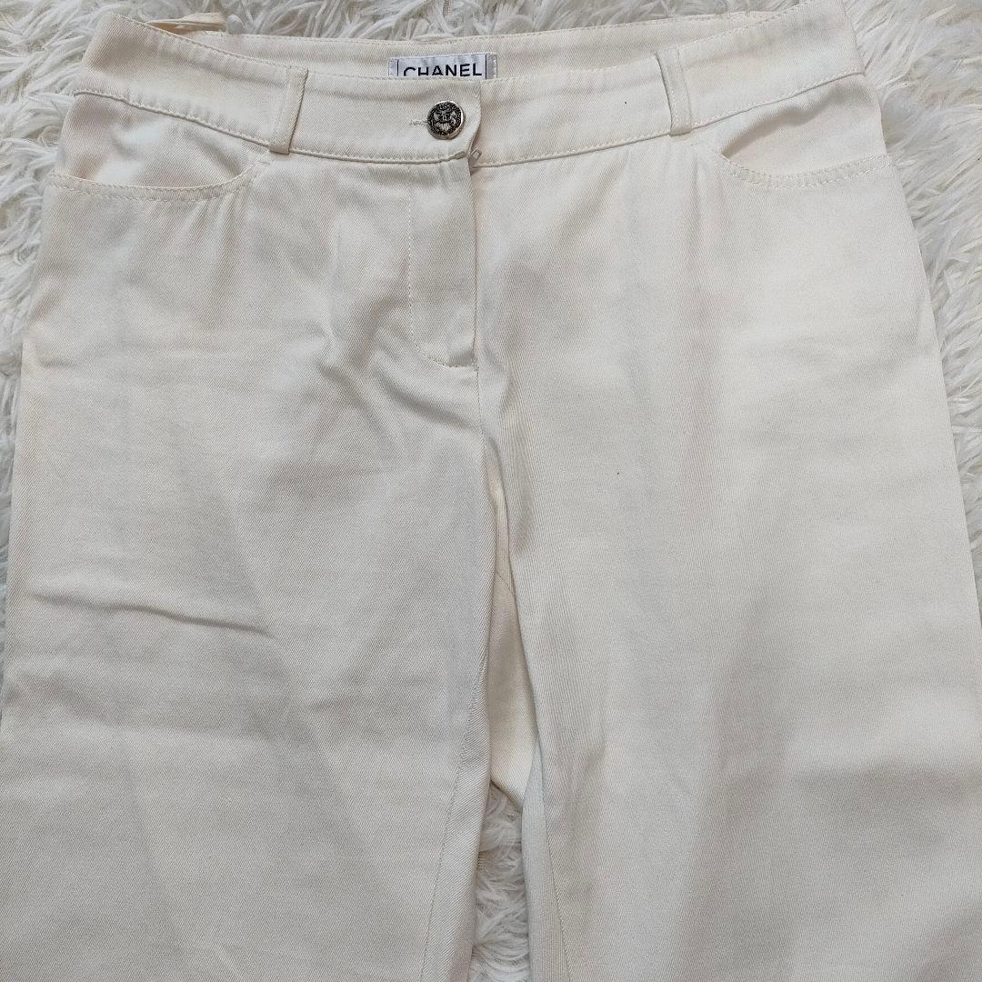 CHANEL チノパン ココマーク ロゴボタン ホワイト系 ストレート 36 S