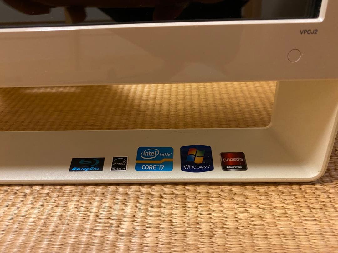 Core i7 / 8GB / ◆Sony VPCJ23AJ◆ 21.5型