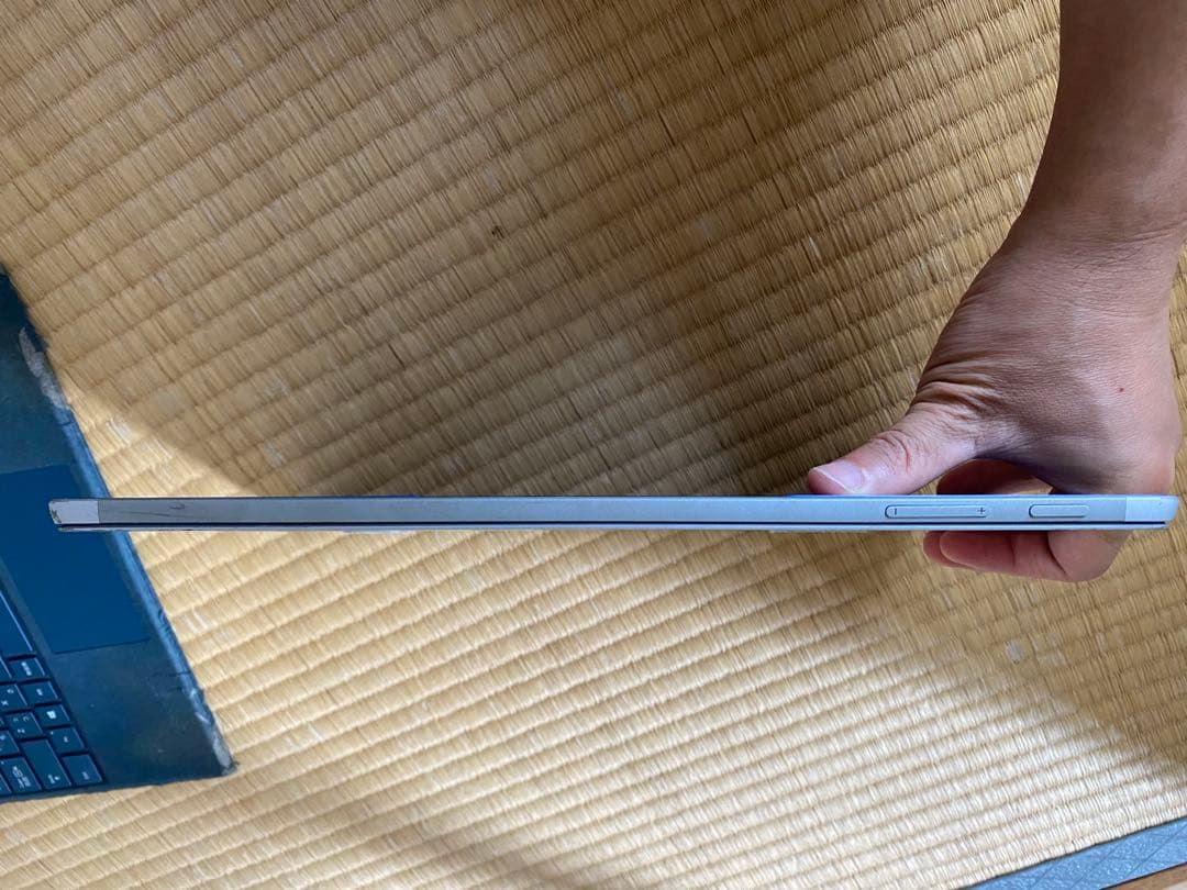 Surface Pro 5 core i5 メンモリ8GB SSD256GB