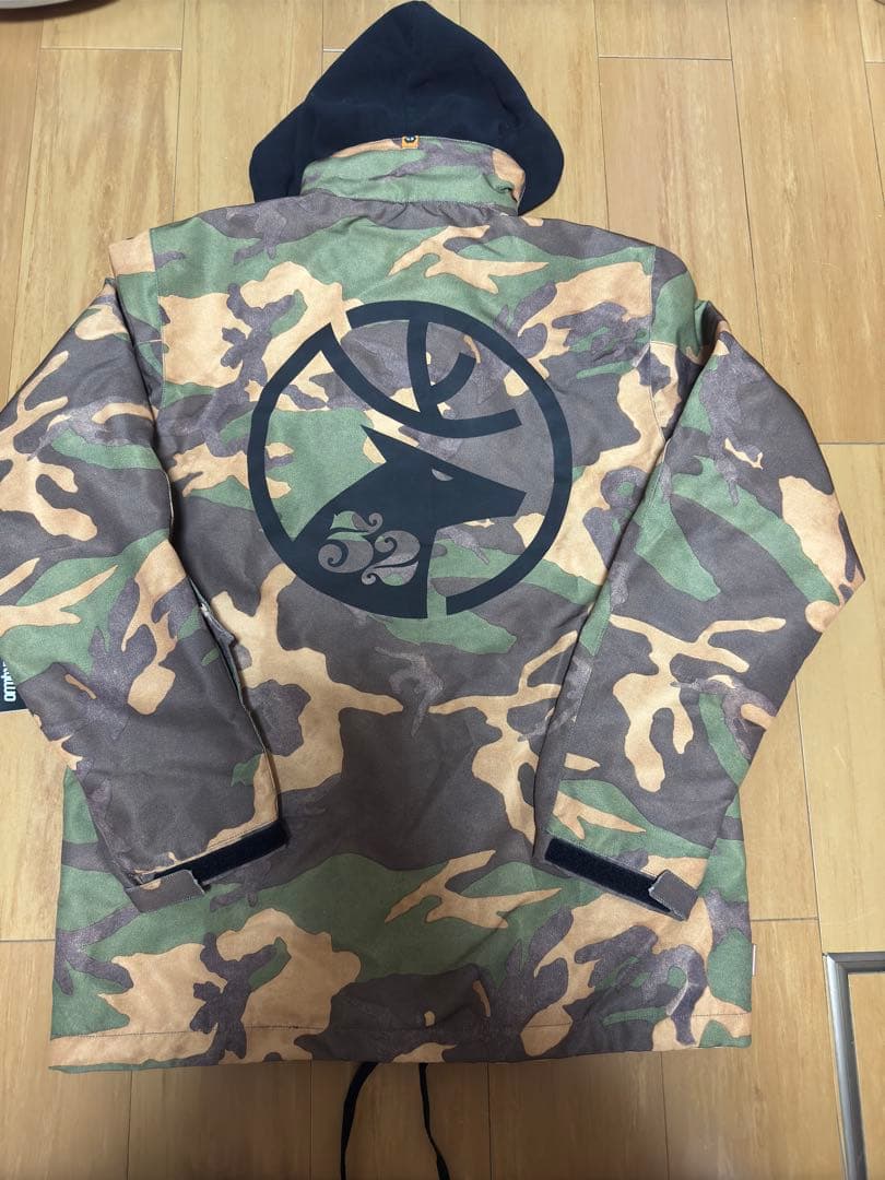 新品thirtytwo Merchant Jacket サイズM 迷彩
