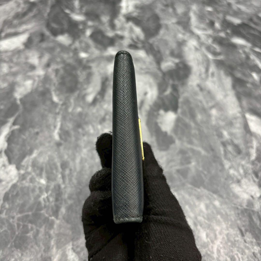 現行/極美品 PRADA 6連 キーケース サフィアーノ ブラック ゴールド