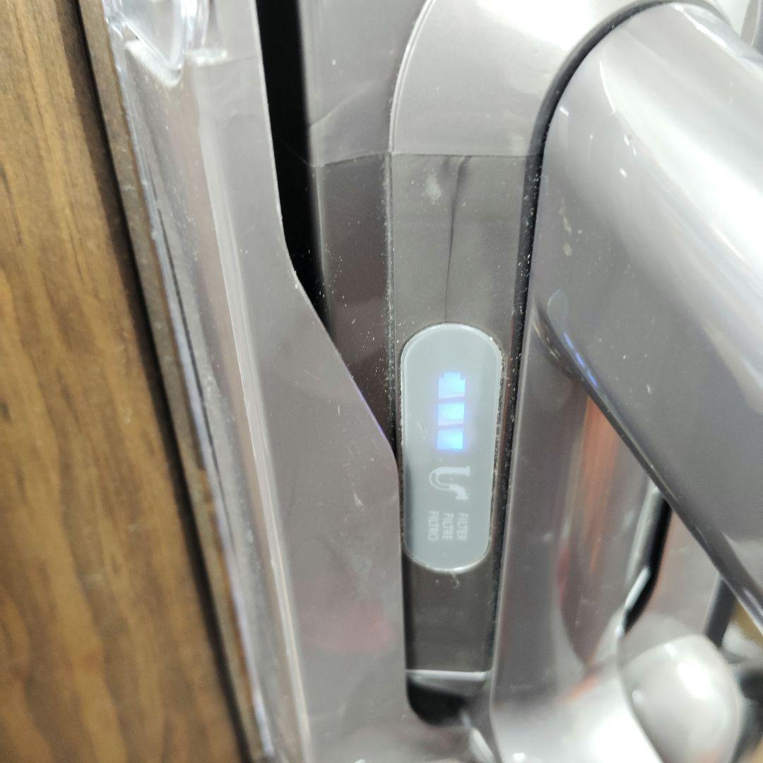 【T】Dyson cyclone V10 fluffy　スタンド付