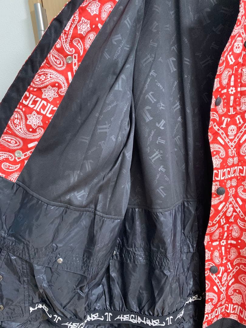 TECHNINE バンダナ柄 スタジャン スノーボードウェア XL
