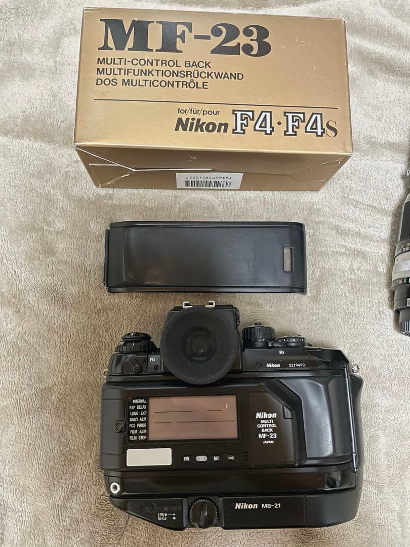 Nikon F4s + MF-23 MB-21 MC-12A 2レンズ