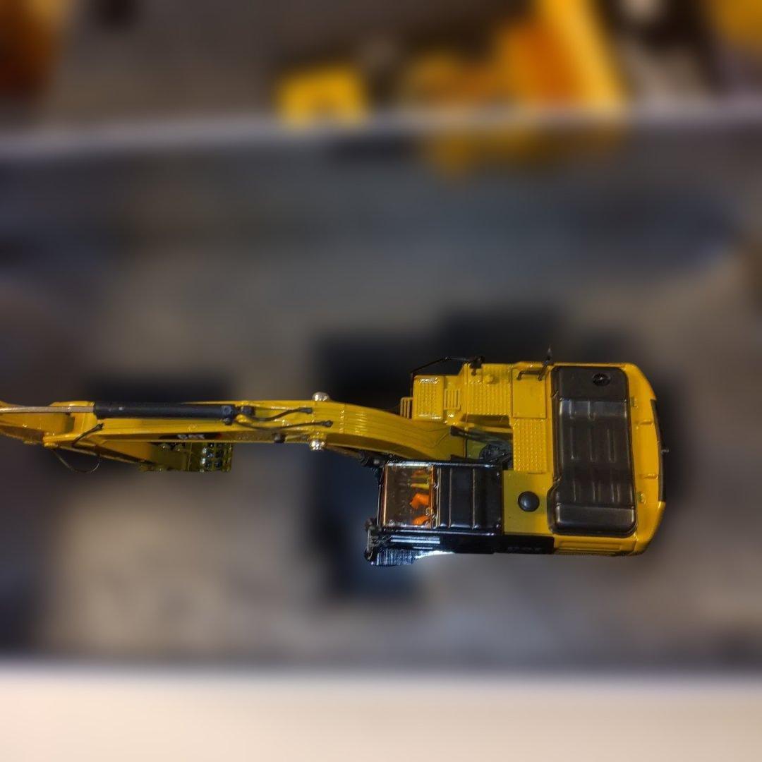 キャタピラー建機　CAT 320F L スケルトンバケット1/50