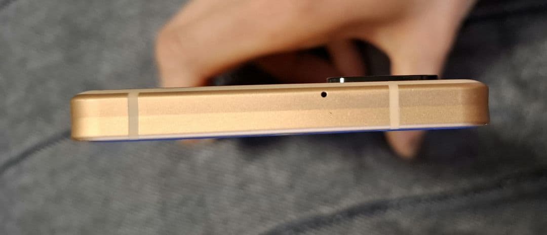 スマートフォン本体 AQUOS sense6s 64GB SHG07