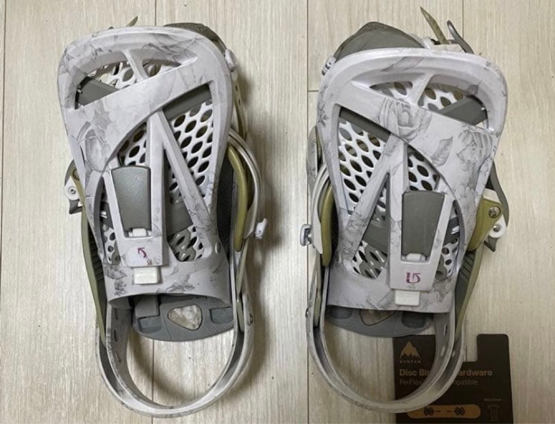 バートン　エスカペイド　Mサイズ