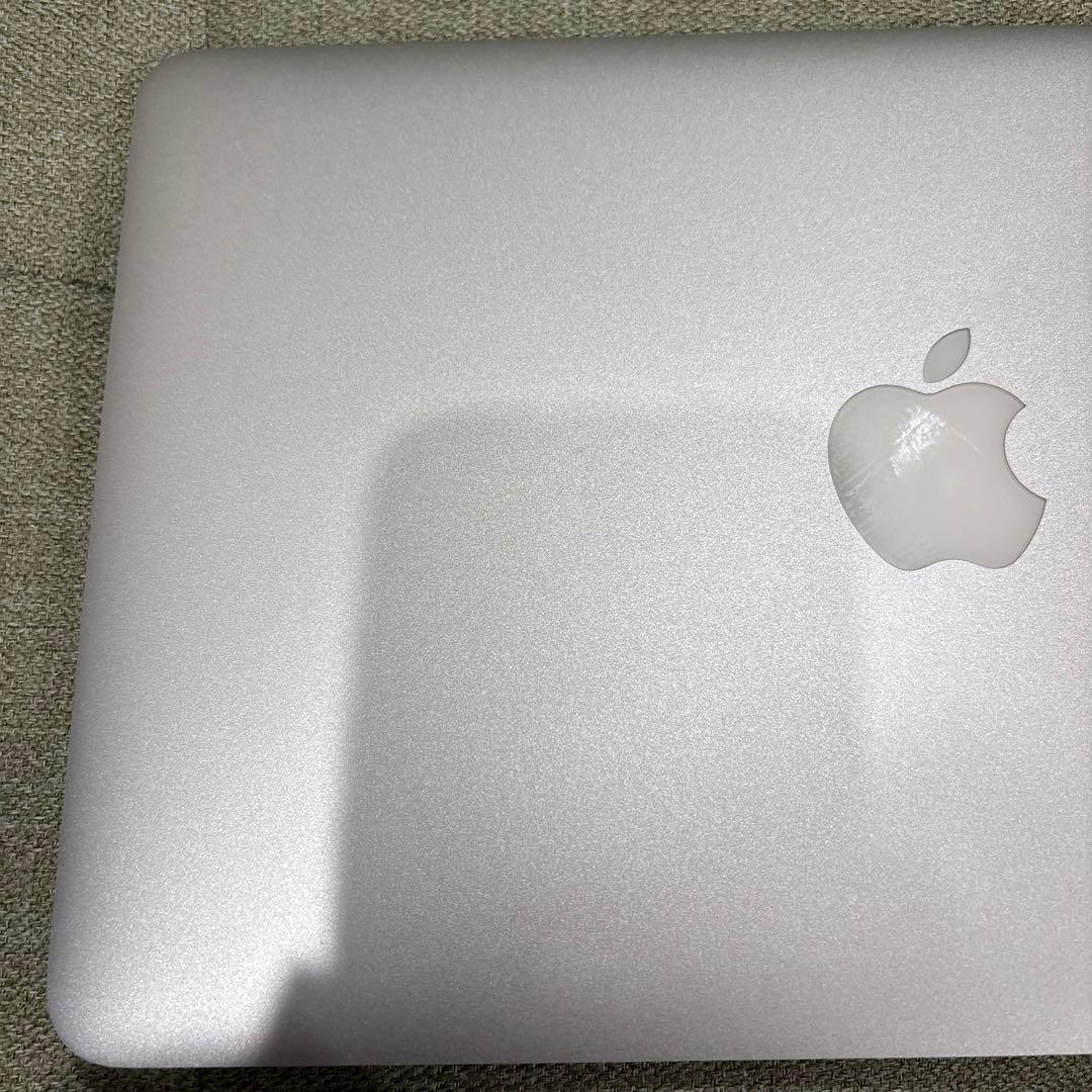 Macbook Air（A1465）, メモリ8GB / ストレージ128GB
