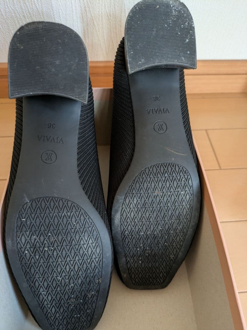 VIVAIA　ビバイア　 ブラックパンプス