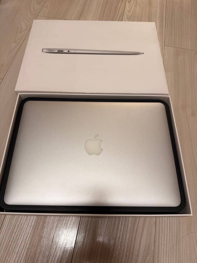 Apple MacBook Air 2012 13インチ　故障歴なし